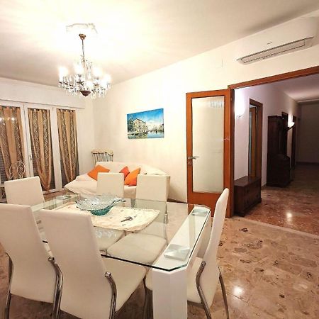 Laura Apartment Venice 4 P. 15 M To Venice Mestre Esterno foto